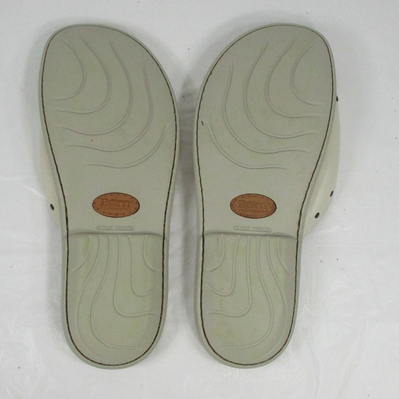 BORN Unisex Slip on Sandals Size 9 - Picture 5 of 5